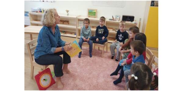 Nouveau mobilier pour l'école roumaine
